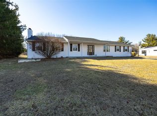 36 Heritage Rd, Clinton Corners, NY 12514