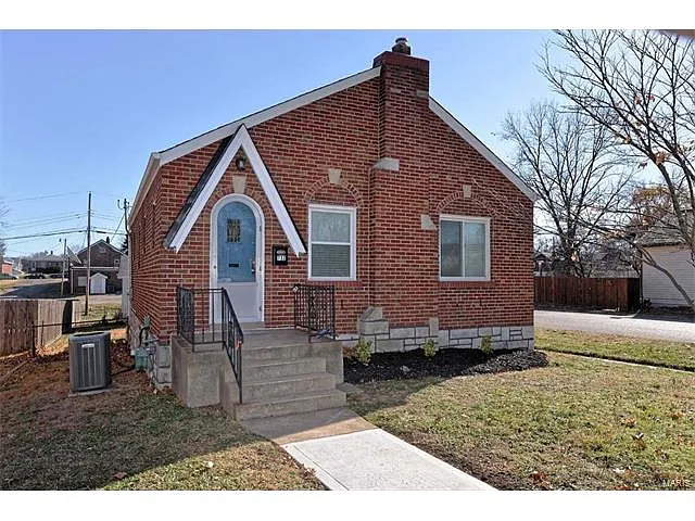 732 Reed Ave photo 1