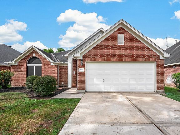 2nd image of 3015 Humble Dr