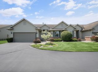 187 W Brooke Ln, Blissfield, MI