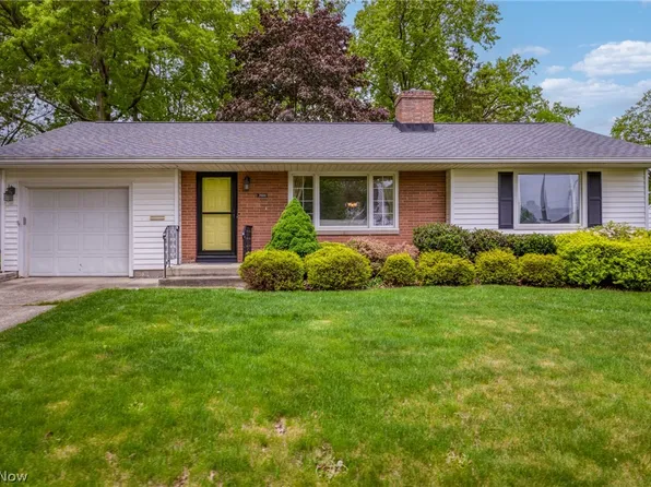 2600 17th St, Cuyahoga Falls, OH 44223