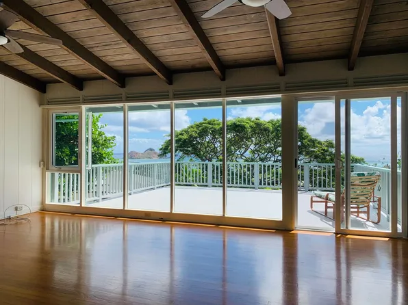 340 Lanipo Dr, Kailua, HI 96734