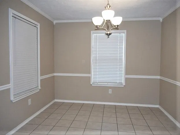 4 bed, 2.5 bath, 2208 sqft, $2,215 — Photo 4