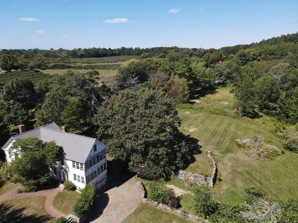 129 Oak Hill Rd, Harvard, MA 01451