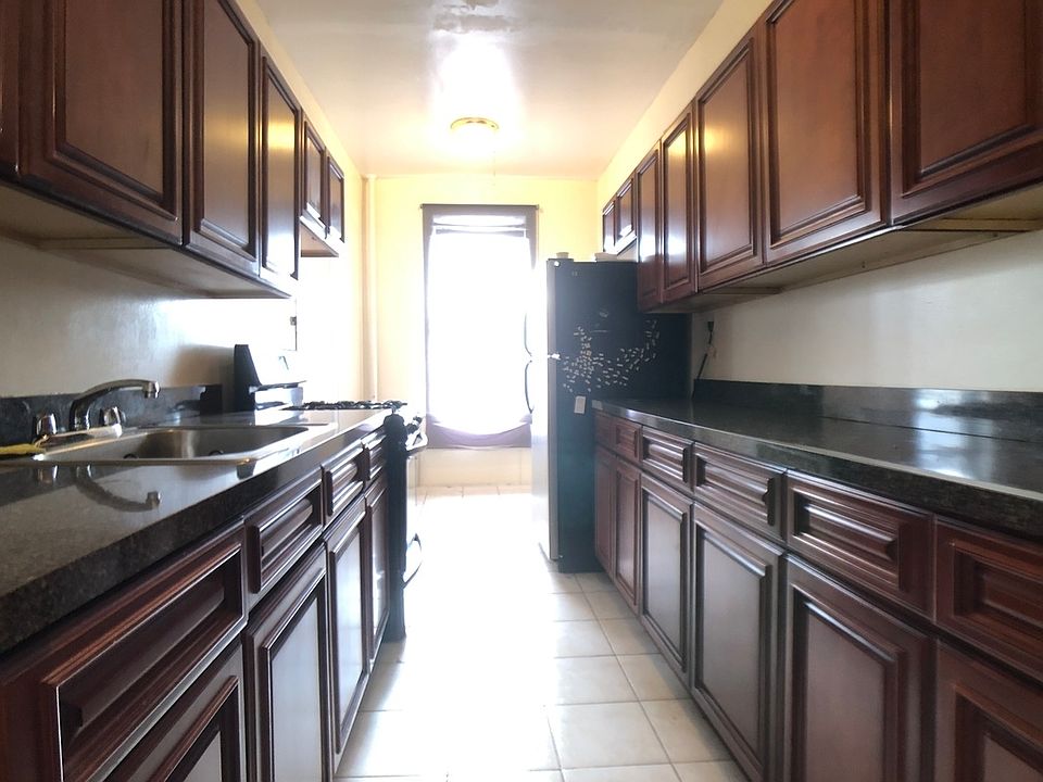 1st image of 2100 Westbury Ct #55L