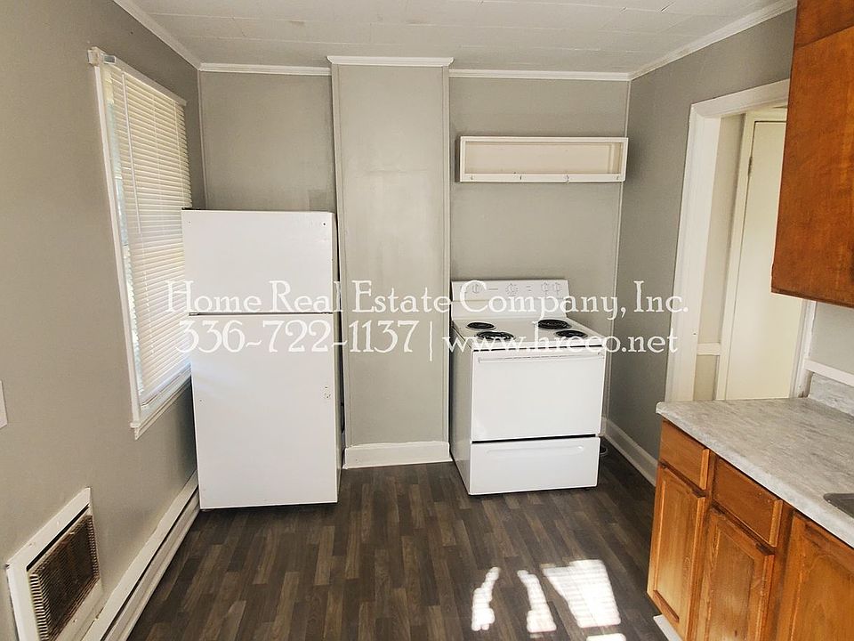 1st image of 832 Gray Ave #0