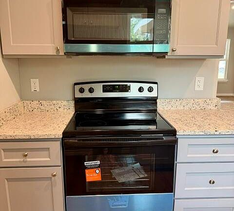 5th image of 2107 N Lillie St