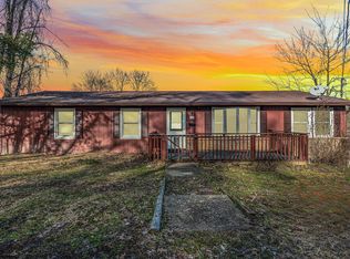 490 Ohio Ave, Westover, WV 26501