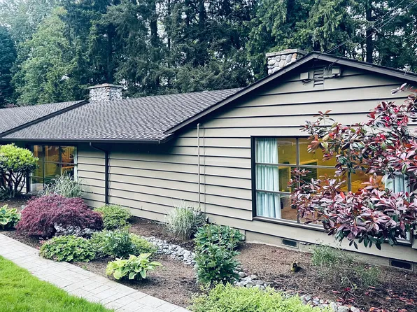 2640 110th Ave NE, Bellevue, WA 98004