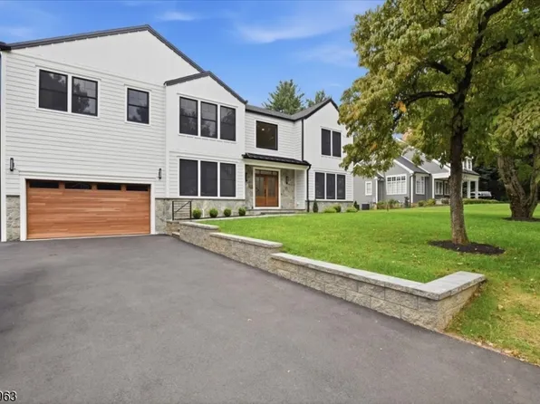 32 Felch Rd, Florham Park Boro, NJ 07932