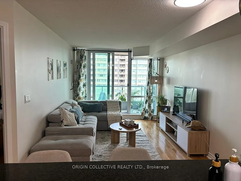 1 Elm Dr W #1101