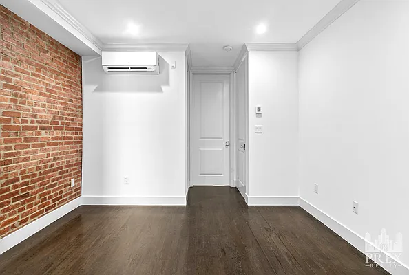 Rented by PREX Realty Corp | media 4