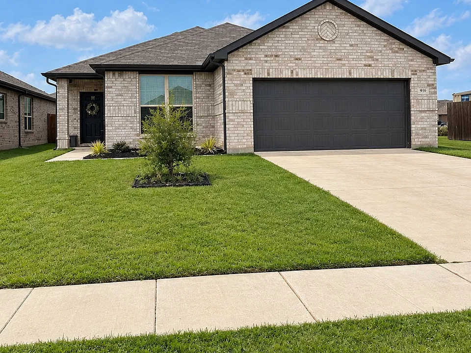 916 Billups Dr