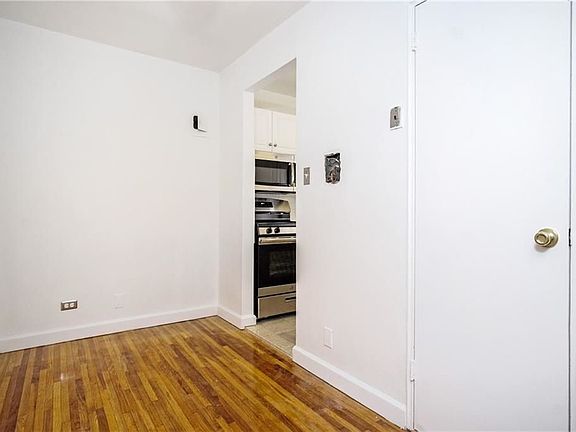 3rd image of 3355 Sedgwick Ave #5S