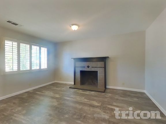 3rd image of 162 Buckeye St