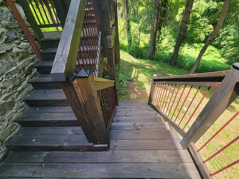 809 S Main St — Photo 3