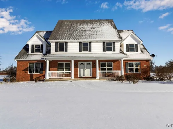 8737 Lovers Lane Rd, Corfu, NY 14036