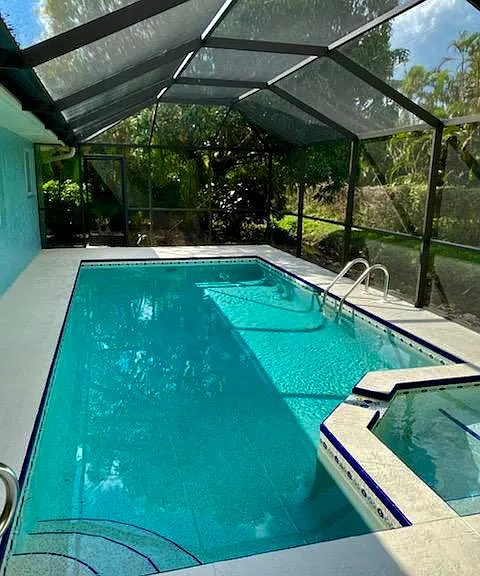 2433 Poinciana St — Photo 20
