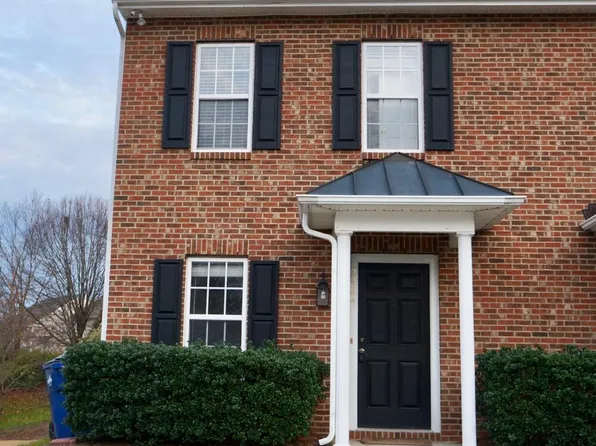 2444 Pumpkin Ridge Way, Raleigh, NC 27604