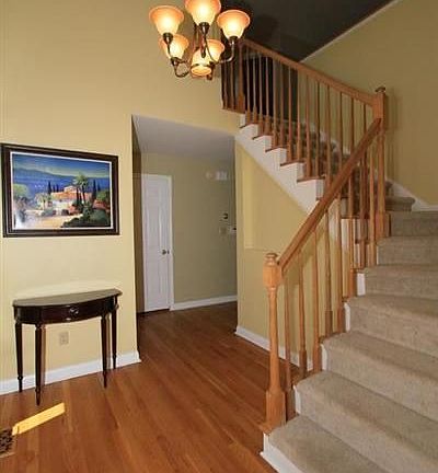 2nd image of 1117 Parklawn Dr