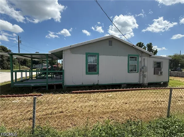 1091 Gamble St, Moore Haven, FL 33471