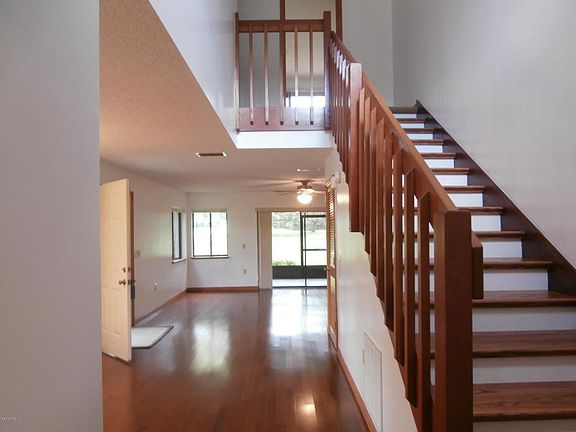 4th image of 3535 Muirfield Dr
