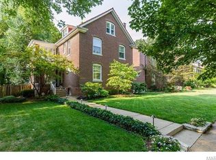 6920 Pershing Ave, Saint Louis, MO