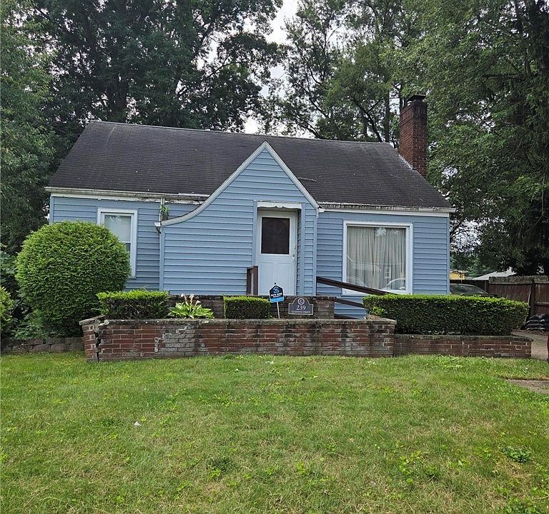 1st image of 239 Gladstone St