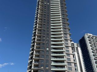 9887 Whalley Blvd #307, Surrey, BC V3T 0P4