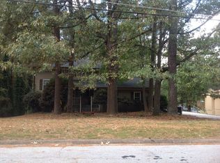 1307 Raintree Dr, Snellville, GA 30078