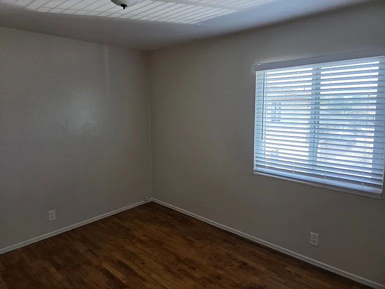 1359 Reeve St — Photo 20