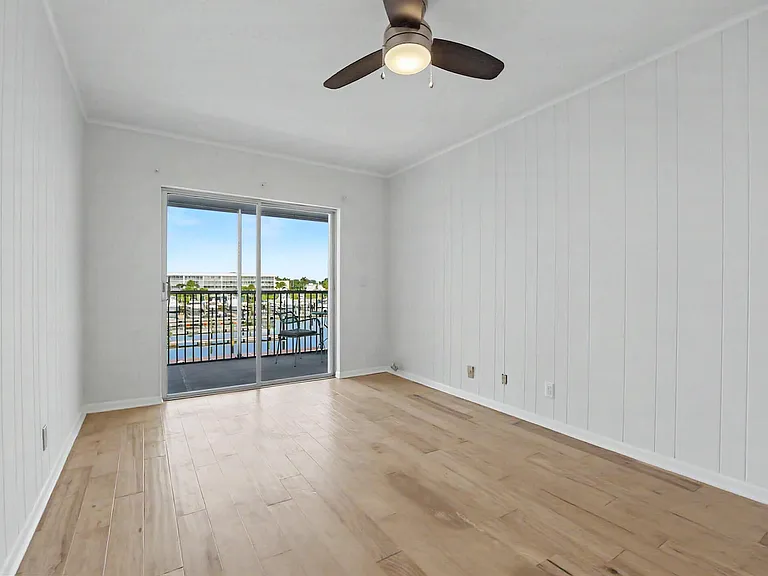 37 Yacht Club Dr #310 — Photo 22