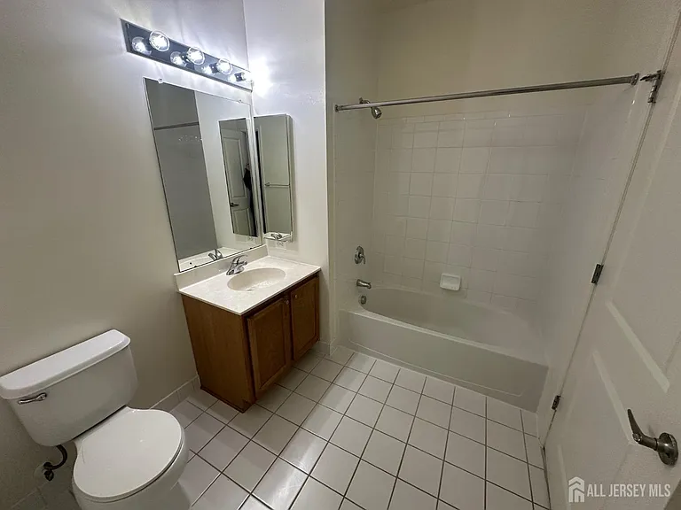50 Roosevelt Ave #4305 — Photo 18
