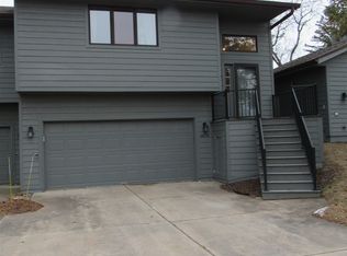 1676 Lake Largo Dr, Green Bay, WI 54311