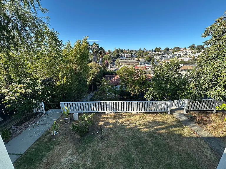 1416 1/2 Allison Ave — Photo 5