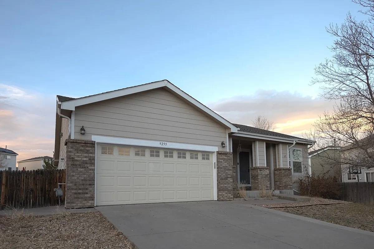 4 bed, 2510 sqft, $3,895 — Photo 1
