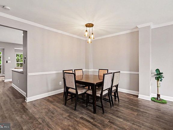 5th image of 5728 Governors Pond Cir