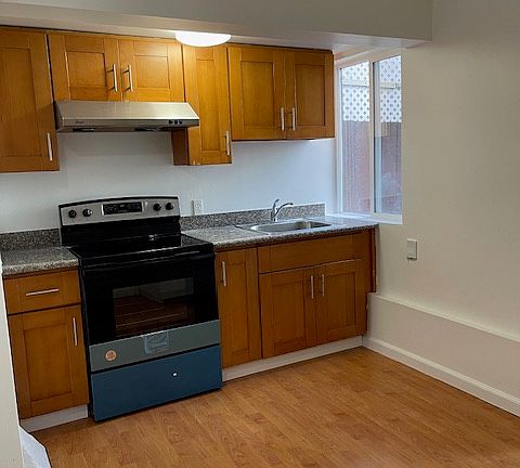 5th image of 2062 Alemany Blvd