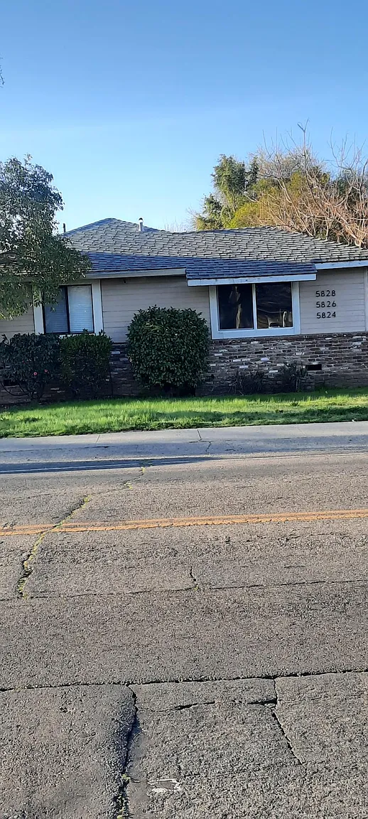 5828 14th Ave photo 1