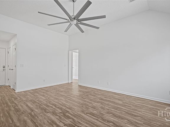 3rd image of 263 Abbey Drive