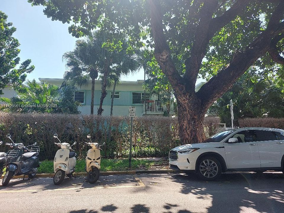 1st image of 911 Meridian Ave APT 202