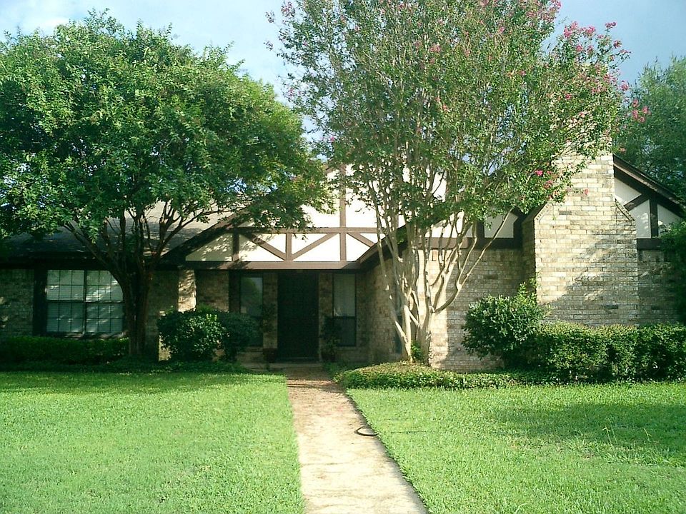 1st image of 2206 Clearhaven Dr