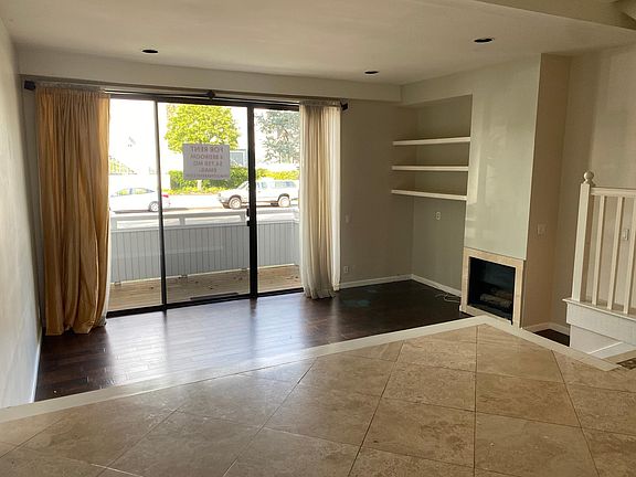 2nd image of 25 Escapade Ct