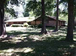 33 Hughes Rd, New Waverly, TX 77358