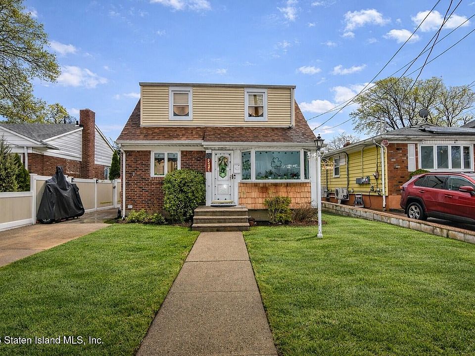1st image of 375 Stewart Ave