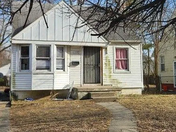 12450 Lansdowne St, Grosse Pointe, MI 48224