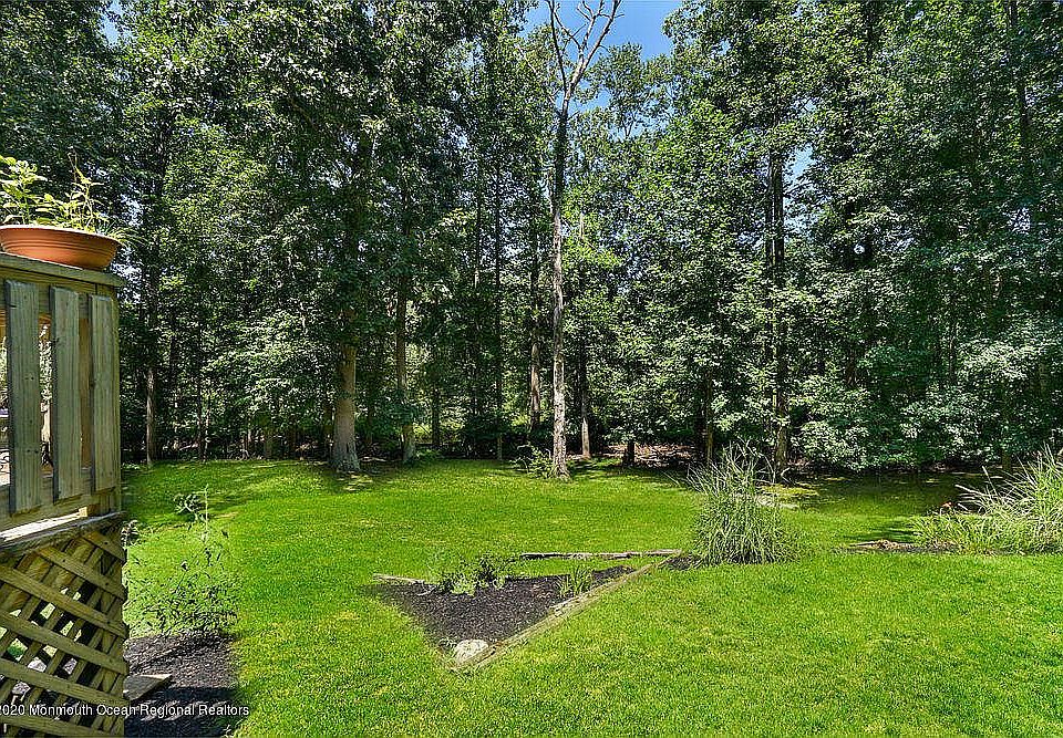 1st image of 12 River Dr