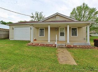 24 Union St, Leadington, MO 63601