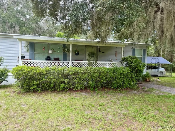340 Debra St, Inglis, FL 34449