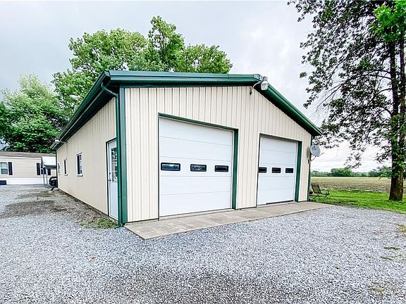 4th image of 503 County Road 1650 N